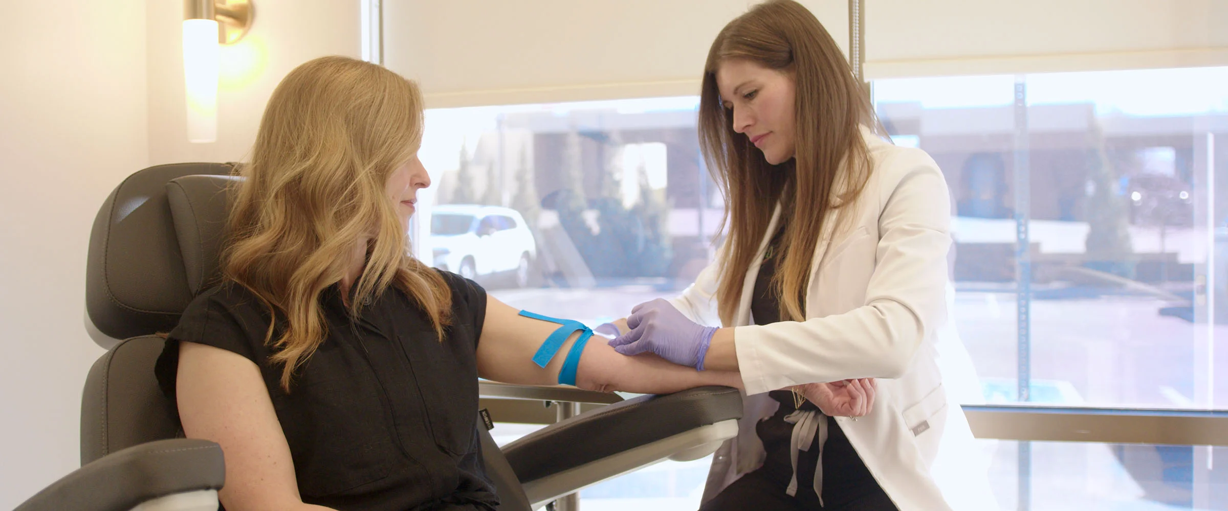 can b12 injections be dangerous At Laser Light Skin Clinic, we offer Vitamin B12 injections! B12 is  essential for healthy nerves, brain function, and proper oxygen flow in the  body. A deficiency can lead to fatigue, numbness,